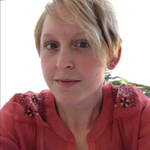 Meet your Posher, Debbie